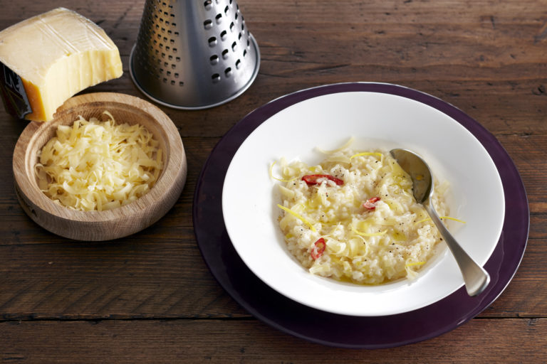 Gevulde Kipfilet Met Boursin En Spek Uit De Oven Recept Kaas Nl